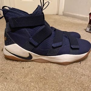 Nike Lebron Soldier 11 ‘Cavs’ 2017- Size 10.5 Men’s